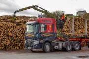 RENAULT TRUCKS T - SCOTLAND - EM&T RAPSON